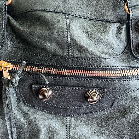 🩷BALENCIAGA Giant 21 Agneau Leather Work Bag GUC!🩷 MAKE ME AN OFFER! - Picture 5 of 16